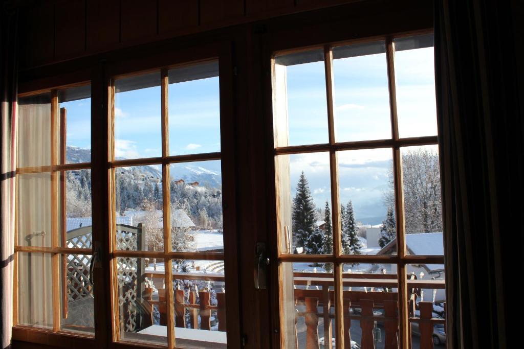 Petit Paradis Crans-Montana Rom bilde